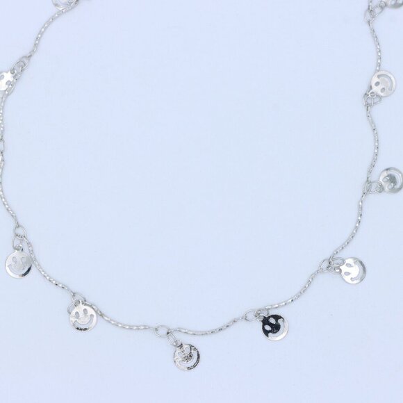 "Minimalist & Elegant Necklace Chain – Perfect for Women & Girls | UNVRC1036 - Picture 2 of 10